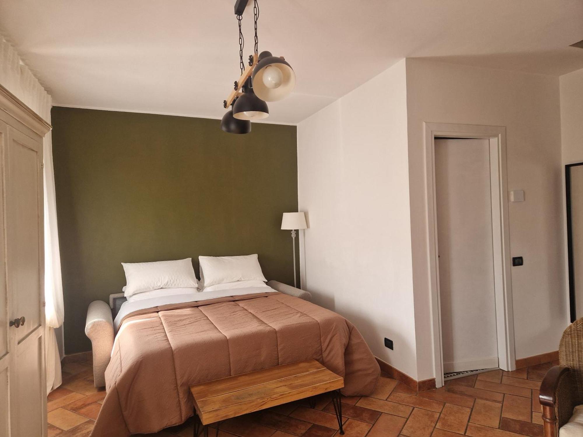 Piazza Duomo Casa Vacanze Sutri Eksteriør billede