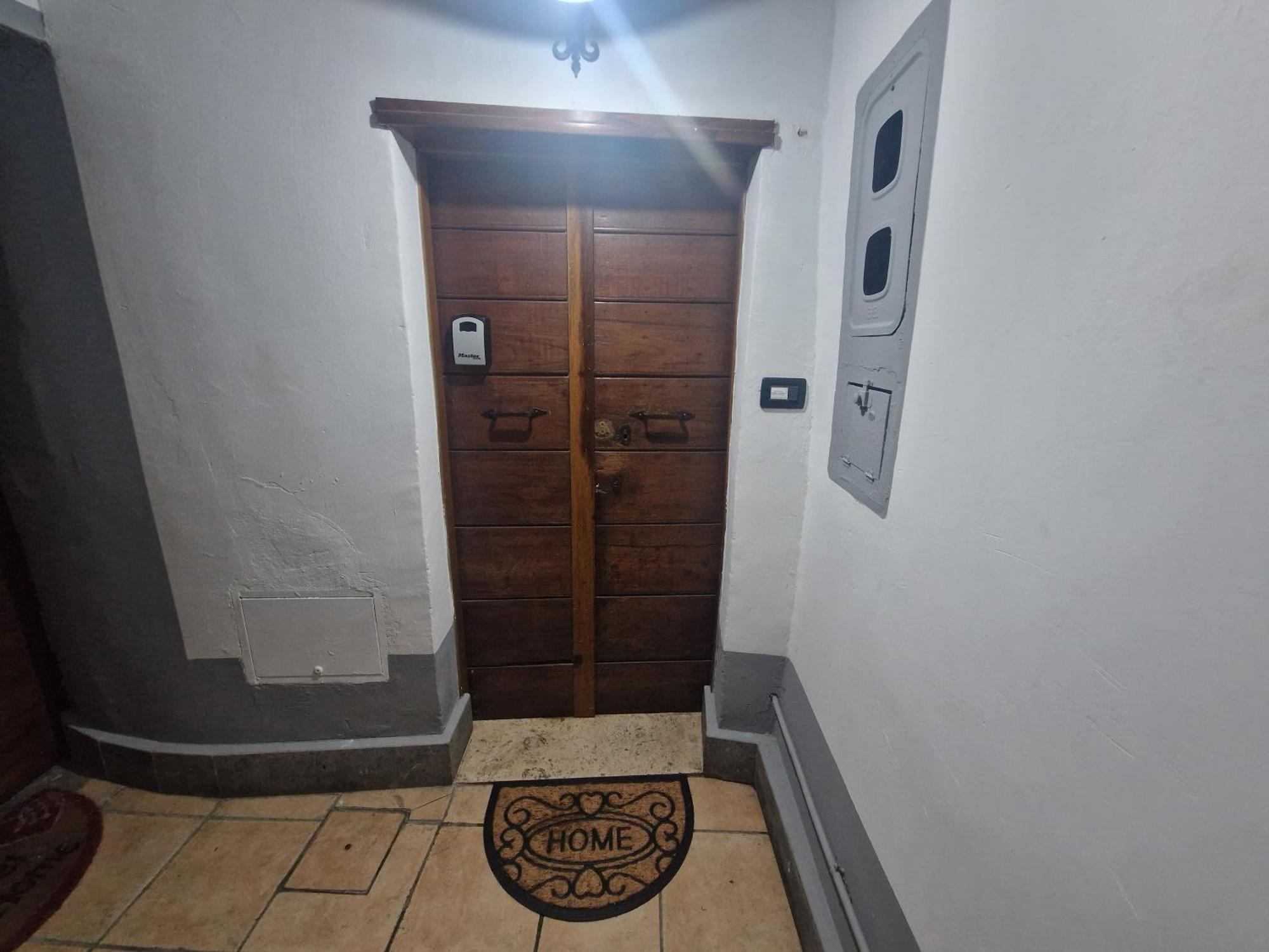 Piazza Duomo Casa Vacanze Sutri Eksteriør billede