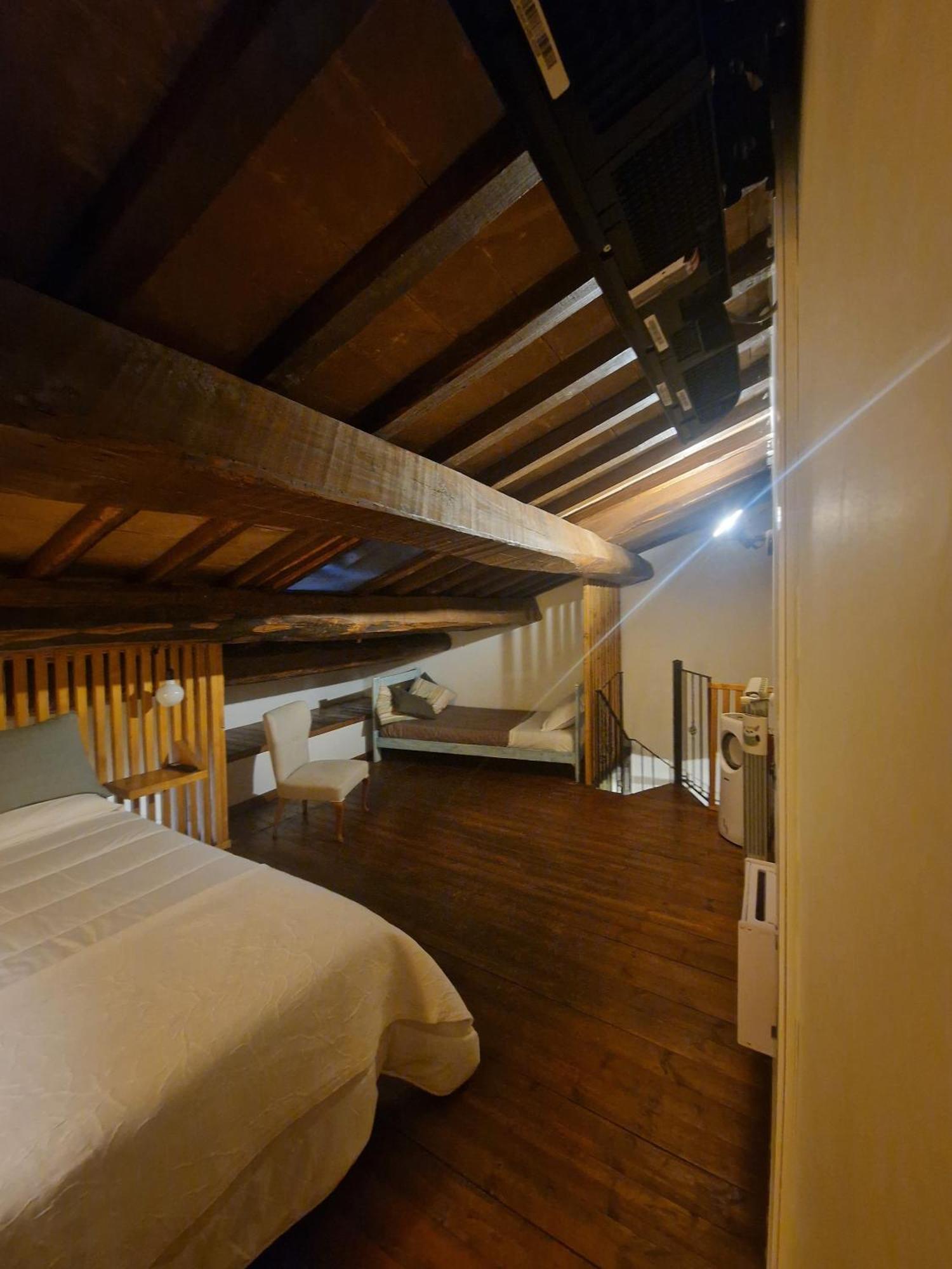 Piazza Duomo Casa Vacanze Sutri Eksteriør billede