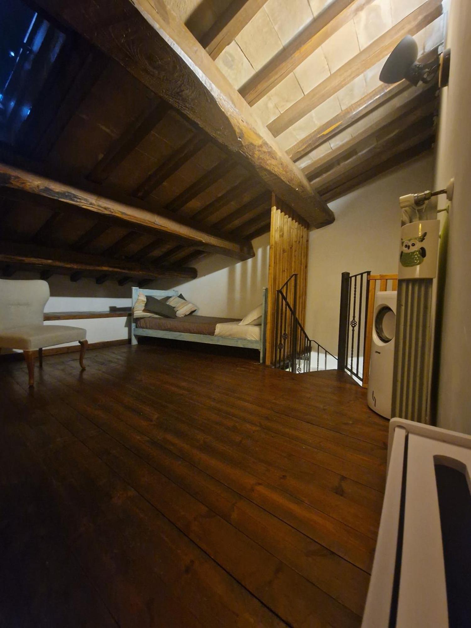 Piazza Duomo Casa Vacanze Sutri Eksteriør billede